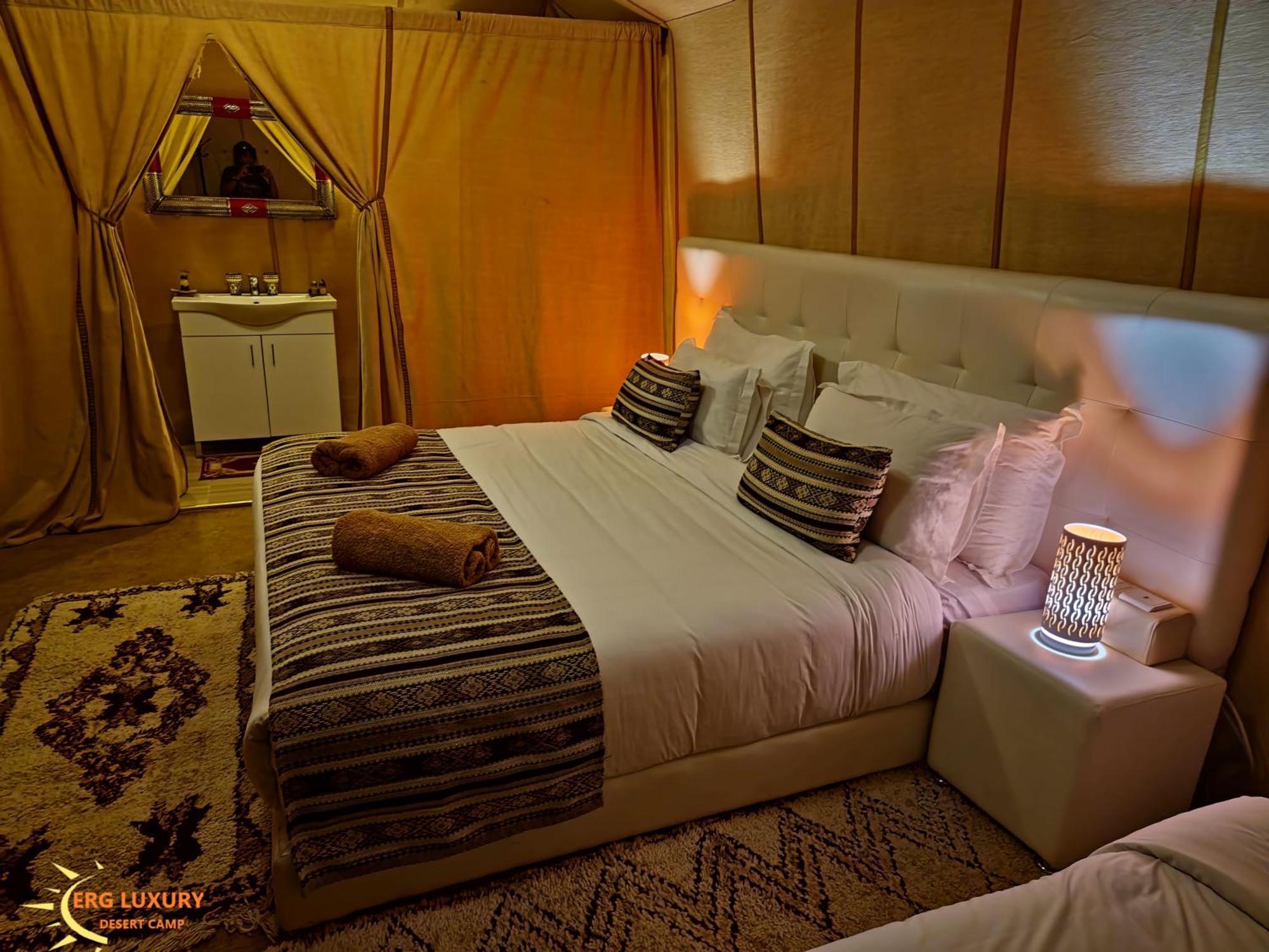 Dounia Luxury Camp Hotel Merzouga Ngoại thất bức ảnh